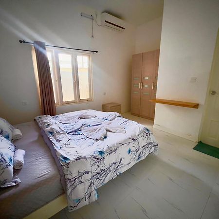 Surf Yoga Camp Thulusdhoo Exterior foto