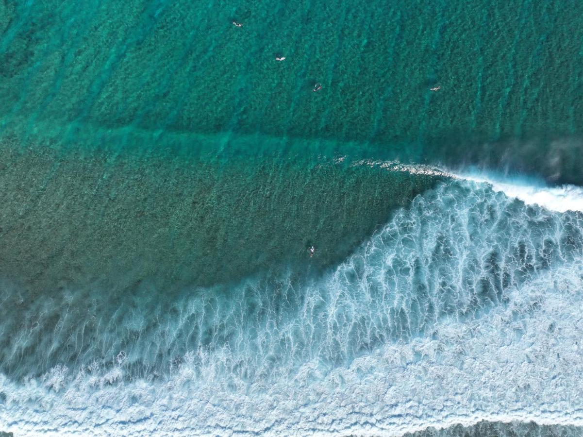 Surf Yoga Camp Thulusdhoo Exterior foto