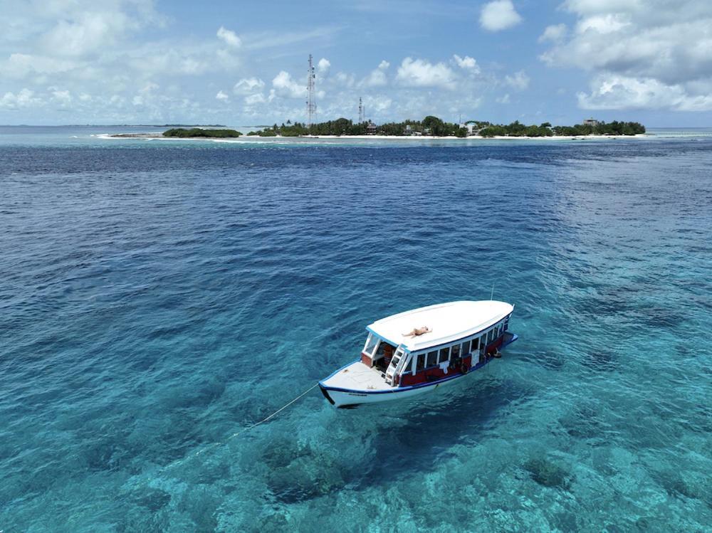 Surf Yoga Camp Thulusdhoo Exterior foto