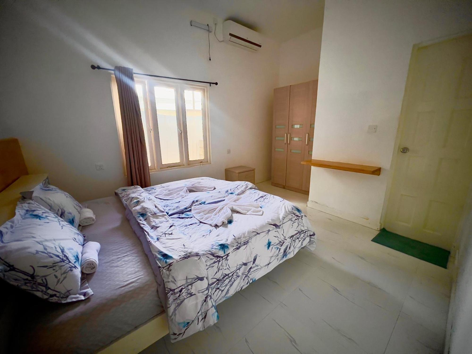 Surf Yoga Camp Thulusdhoo Exterior foto