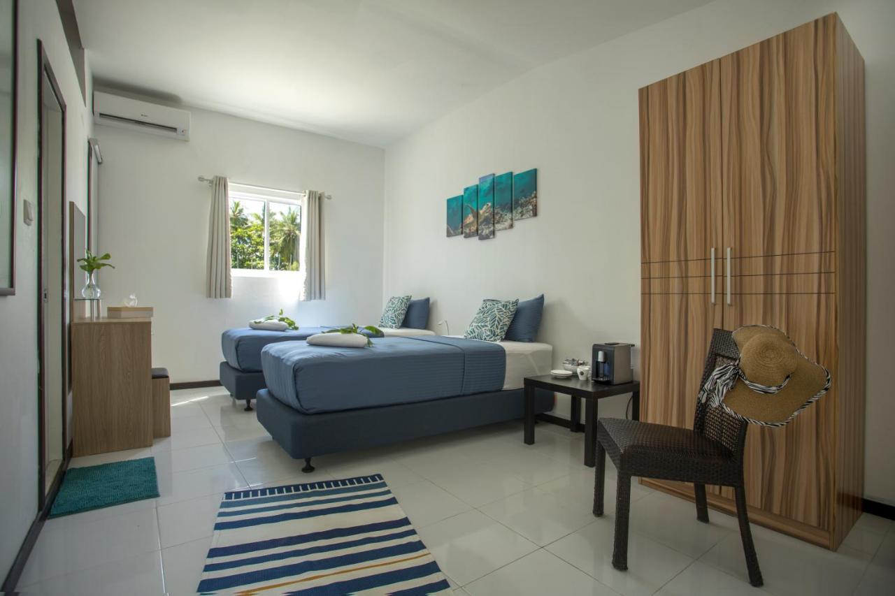 Surf Yoga Camp Thulusdhoo Exterior foto