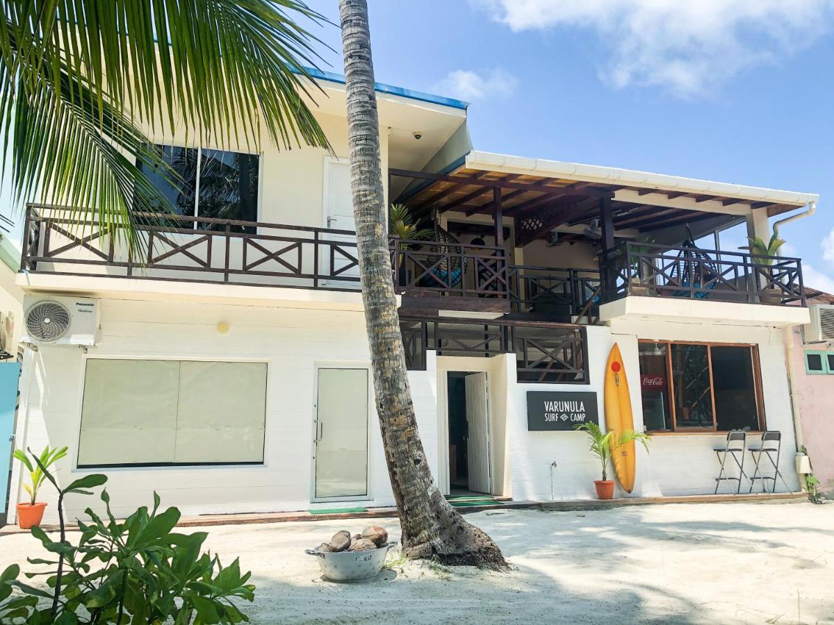 Surf Yoga Camp Thulusdhoo Exterior foto